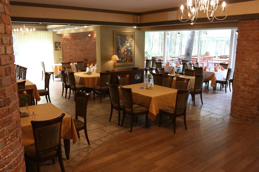 Hotel Sonata Birstonas Restaurant photo